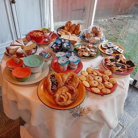 My Bed & Breakfast